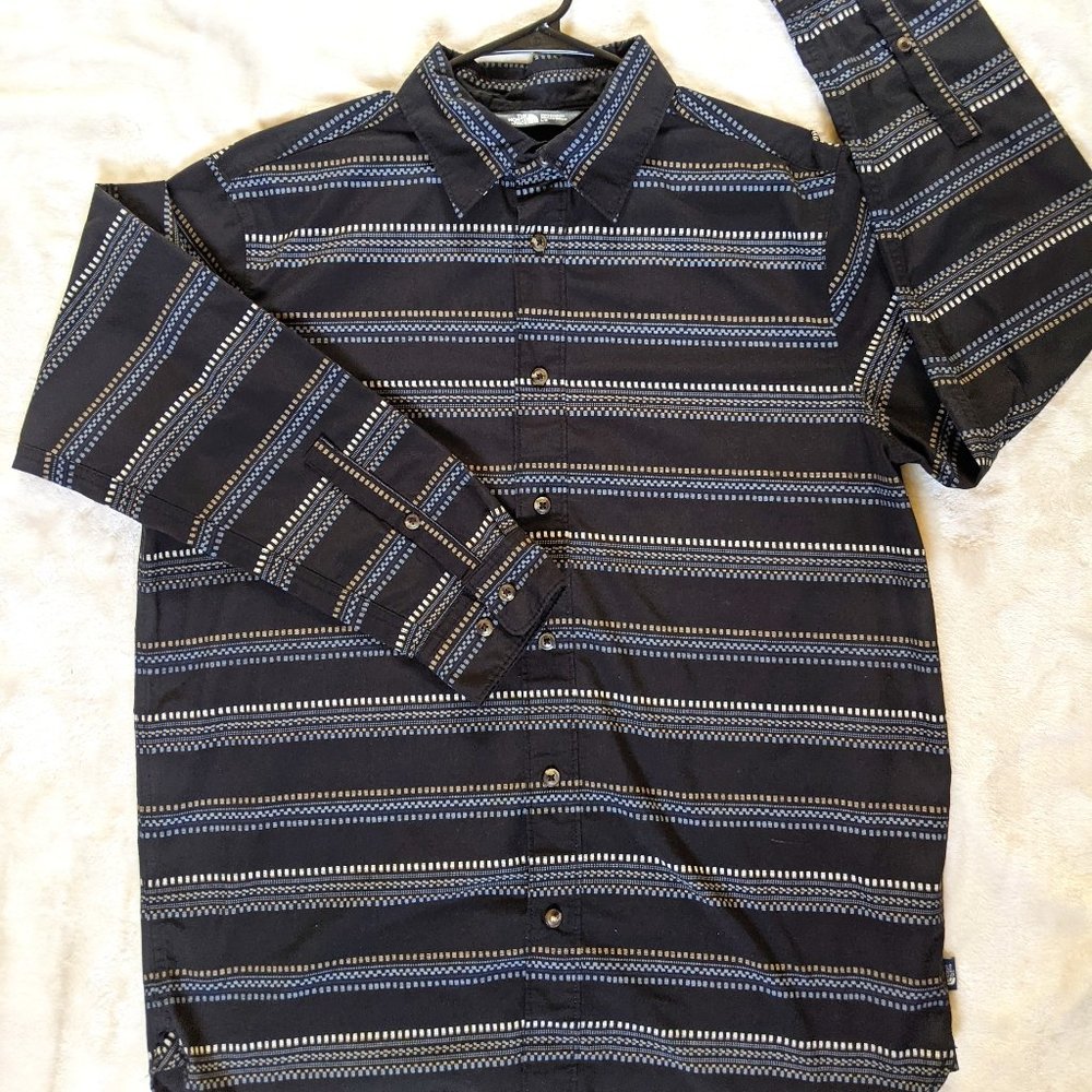 THE NORTH FACE Retro Mens Long Sleeve Button Up